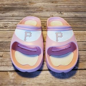 Reebok Flip Flops Pittsburg Pirates NWOT